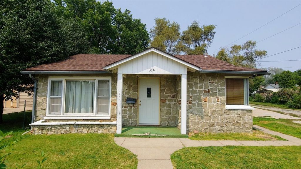 314 E 1st St, Smith Center, KS 66967 Trulia