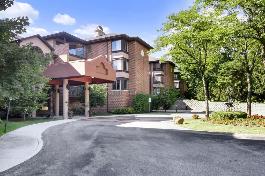 1600 West Green Tree Rd UNIT 234, Glendale, WI 53209 Trulia