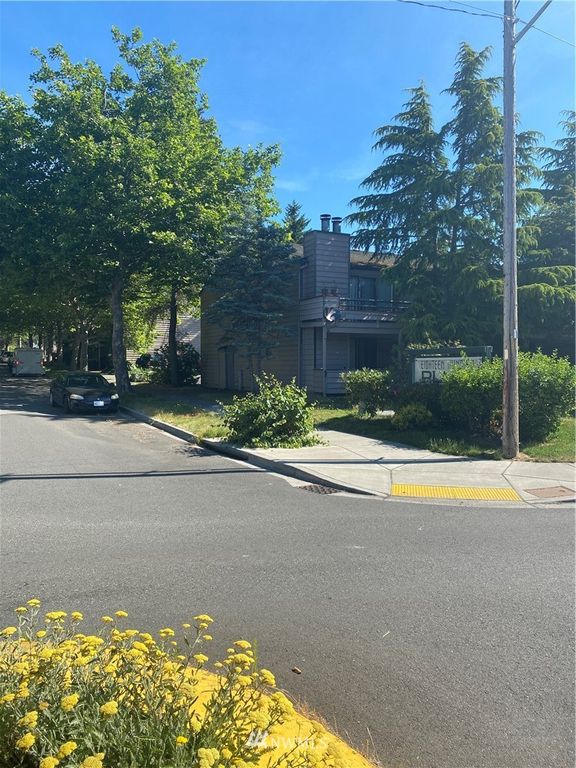 1800 Alabama St, Bellingham, WA 98229