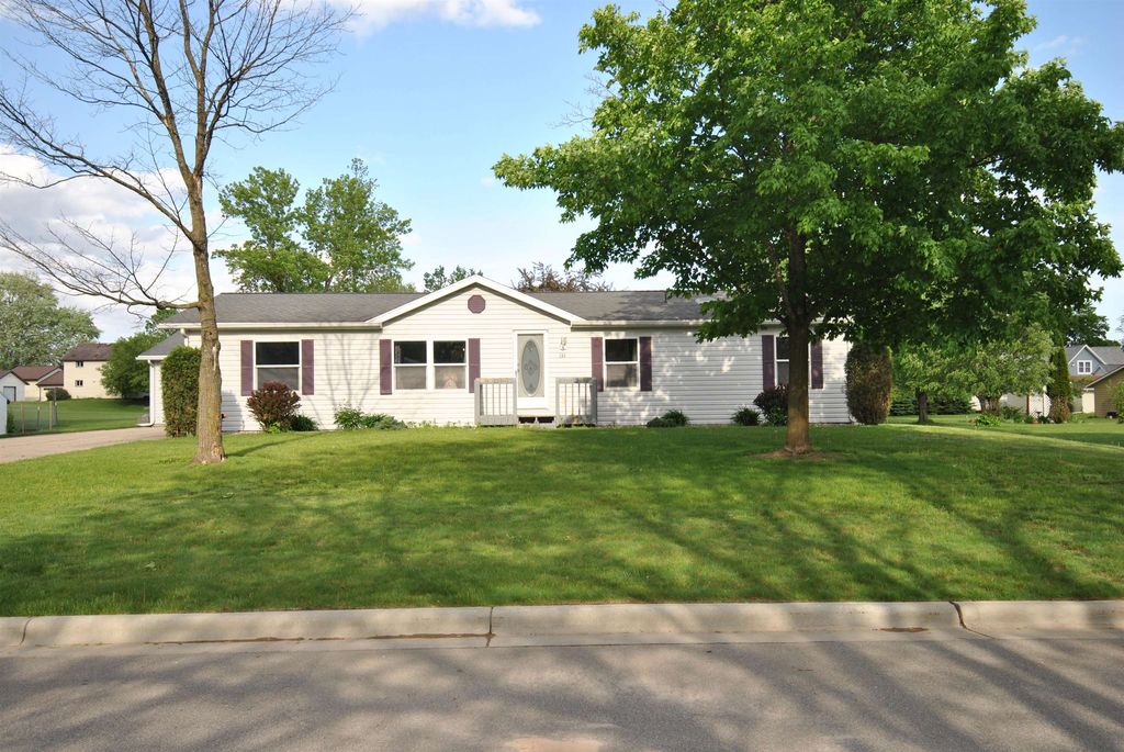 132 Lindsey Ave, Oconto, WI 54153 Trulia