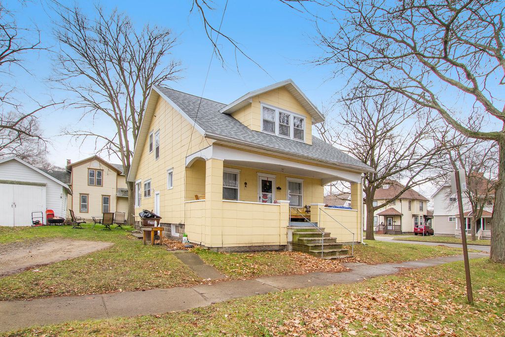 1601 Chapin St, Jackson, MI 49203