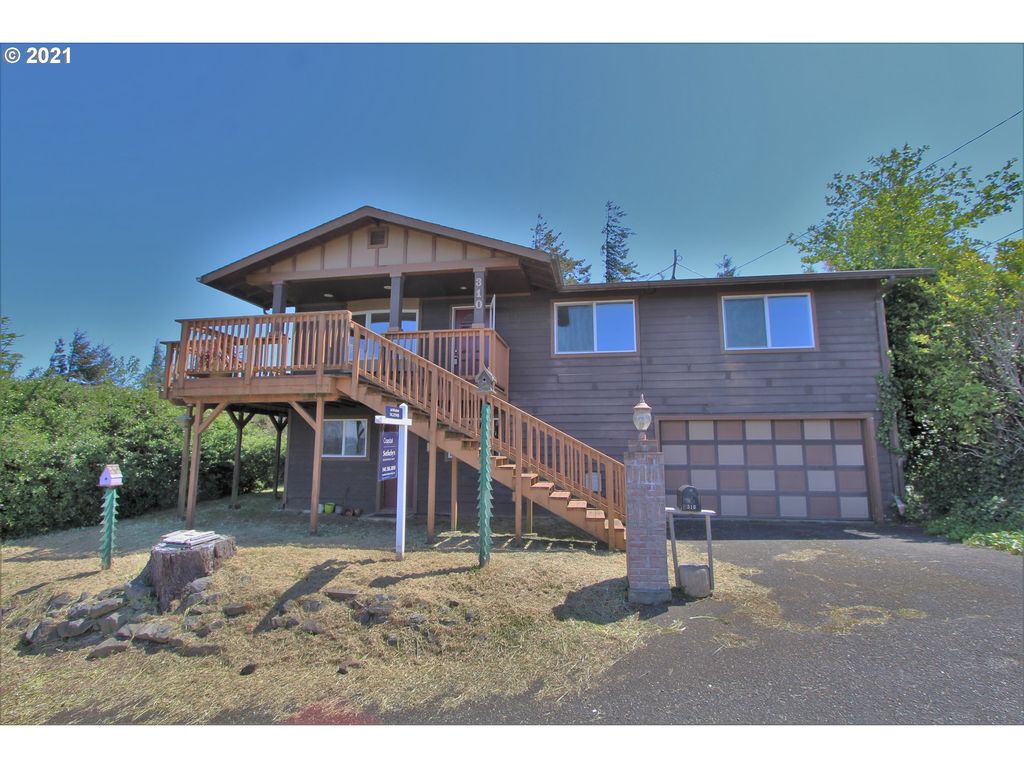 310 Harbor View Dr, Coos Bay, OR 97420