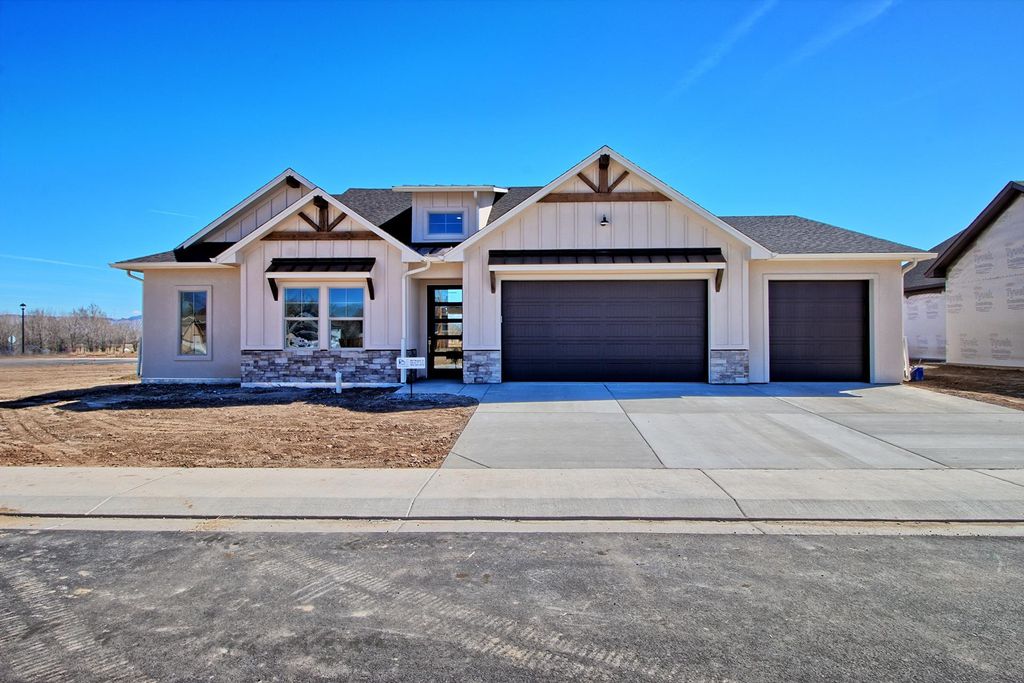 260 Maggie Dr, Grand Junction, CO 81503