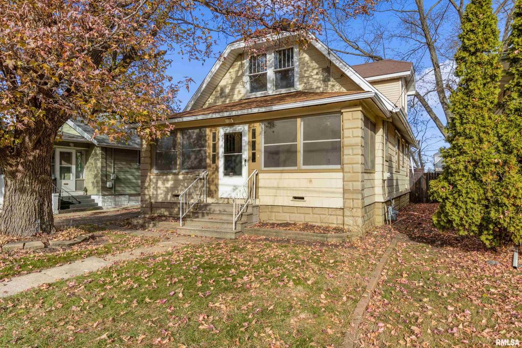 2013 W Sherman Ave, Peoria, IL 61604 Trulia
