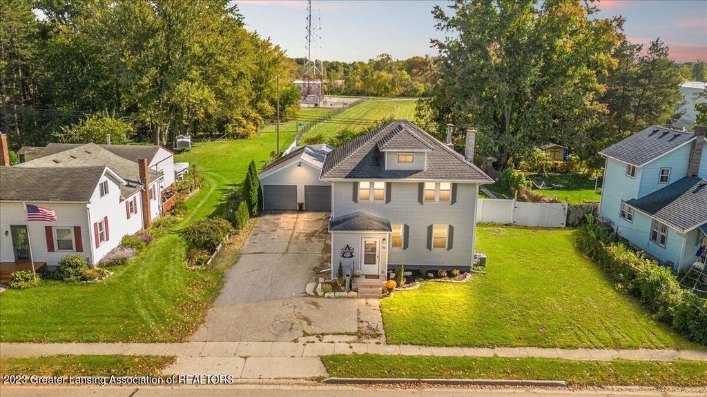 733 S Putnam St, Williamston, MI 48895 Trulia