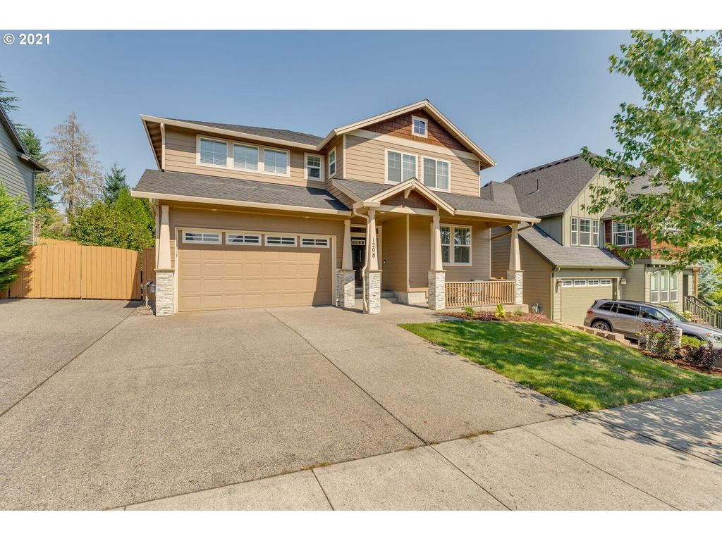1208 NW 111th St, Vancouver, WA 98685