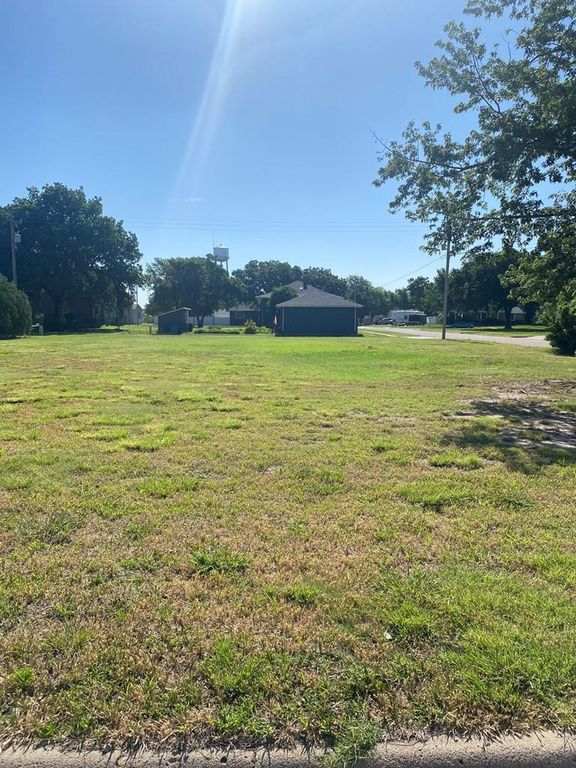 502 3rd St, Claflin, KS 67525 Trulia