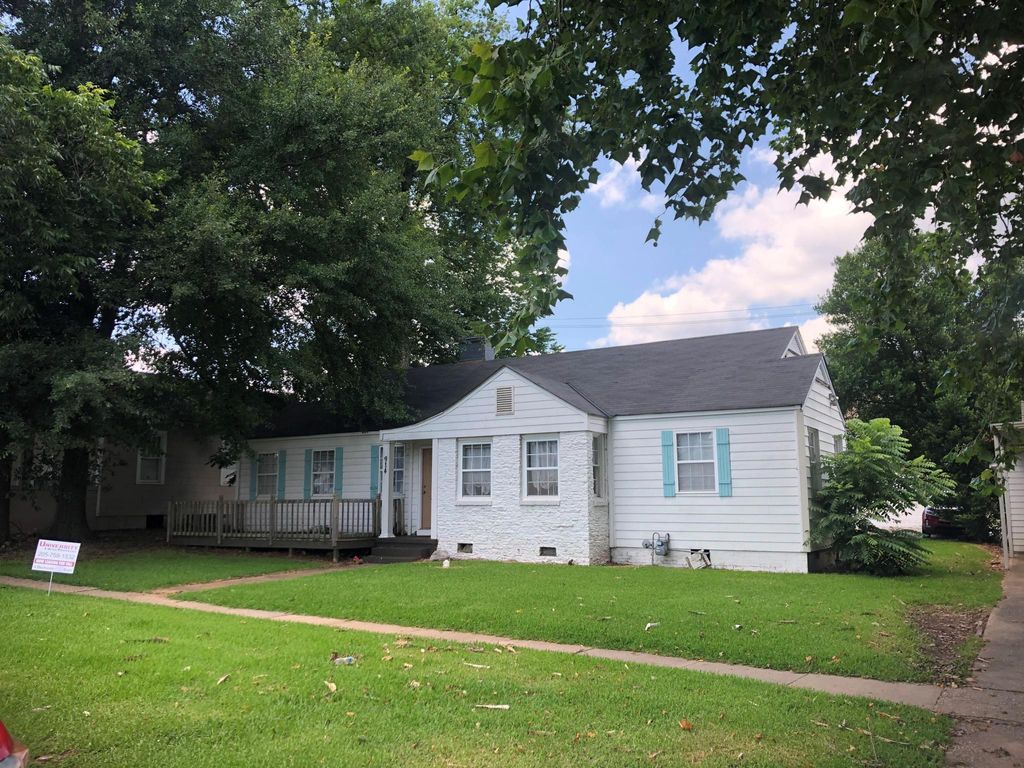 914 13th St, Tuscaloosa, AL 35401