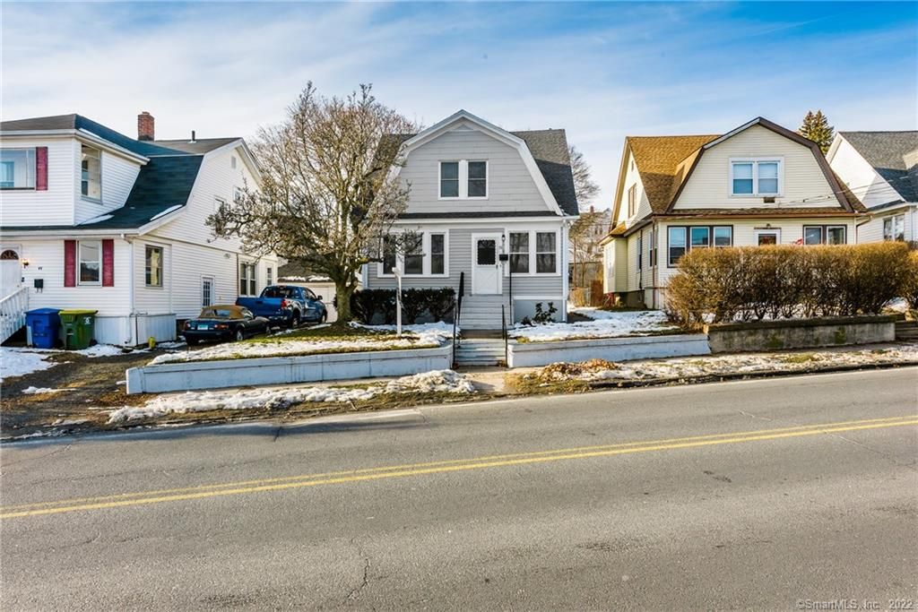 51 Southmayd Rd, Waterbury, CT 06705