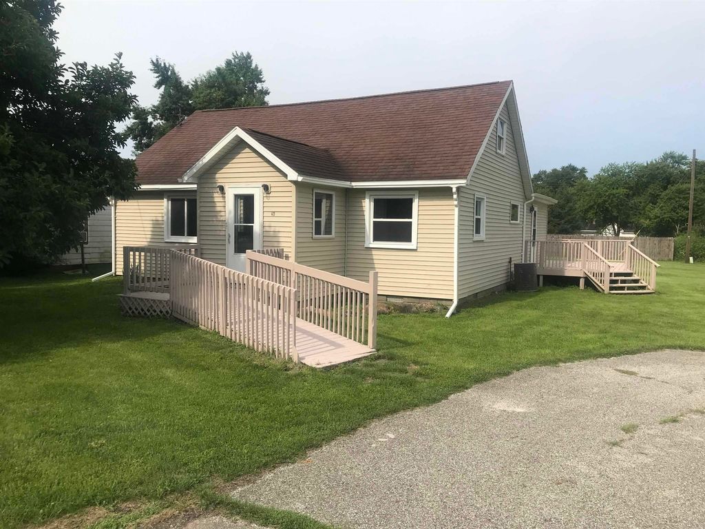 413 S Madison St, Medaryville, IN 47957 Trulia