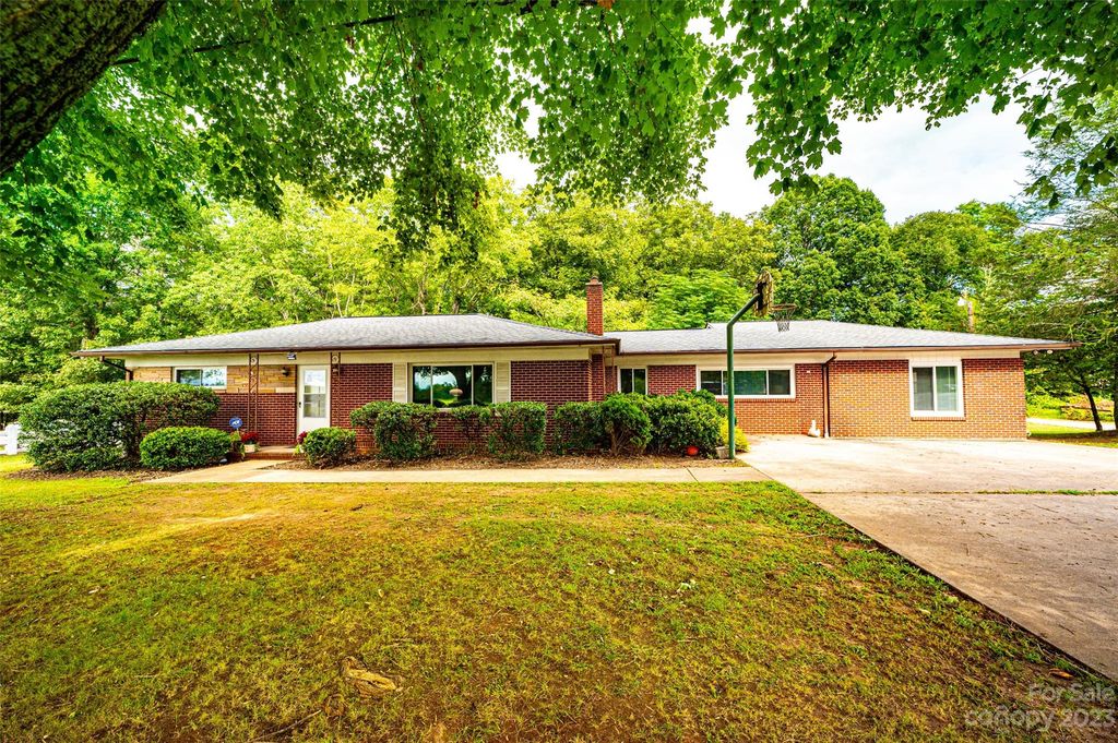 2089 Connelly Springs Rd, Lenoir, NC 28645 MLS 4068598 Trulia