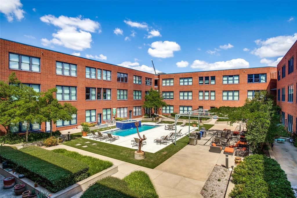 2502 Live Oak St #233, Dallas, TX 75204