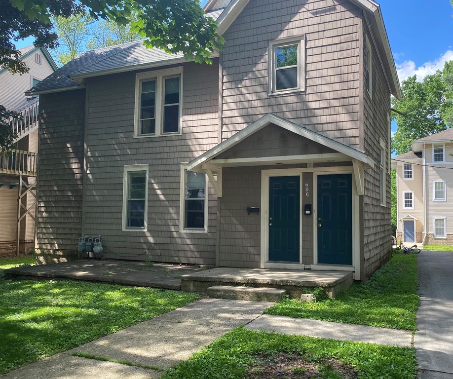 606 W Elm St #1, Urbana, IL 61801