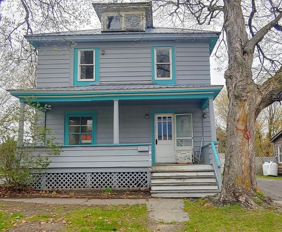 22 Howard Ave, Malone, NY 12953