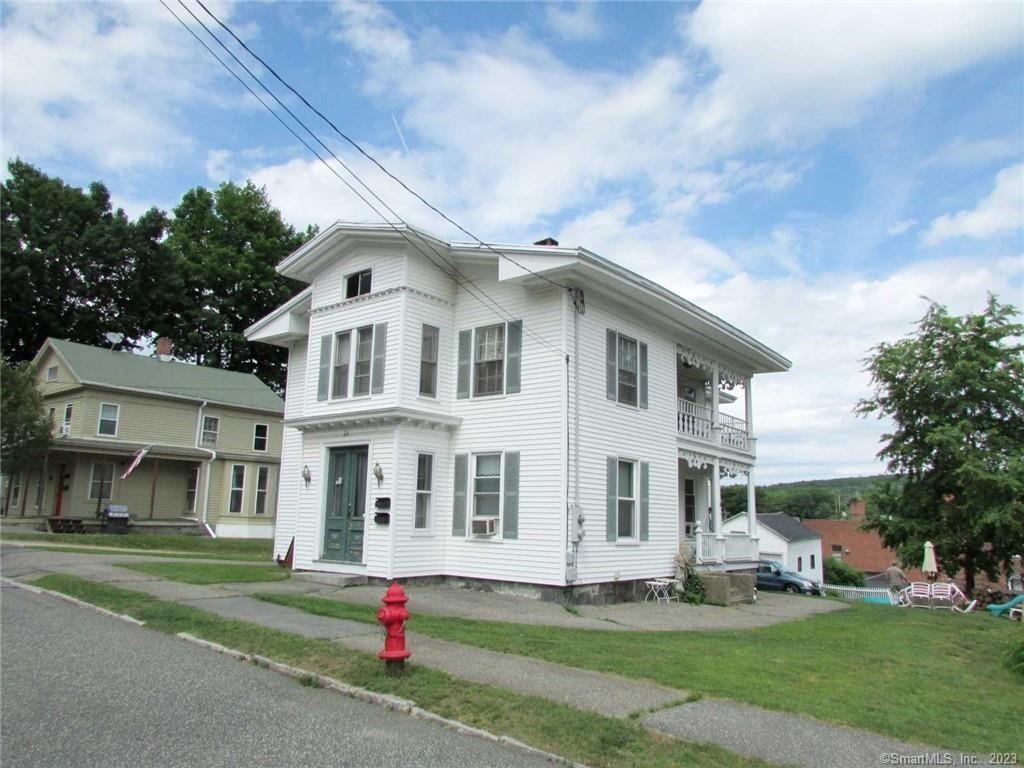 24 Union St, Winsted, CT 06098