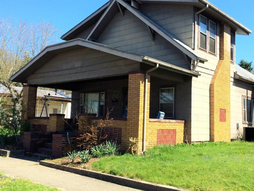 426 Poplar St, Nelsonville, OH 3 Bed, 3 Bath SingleFamily Home 36