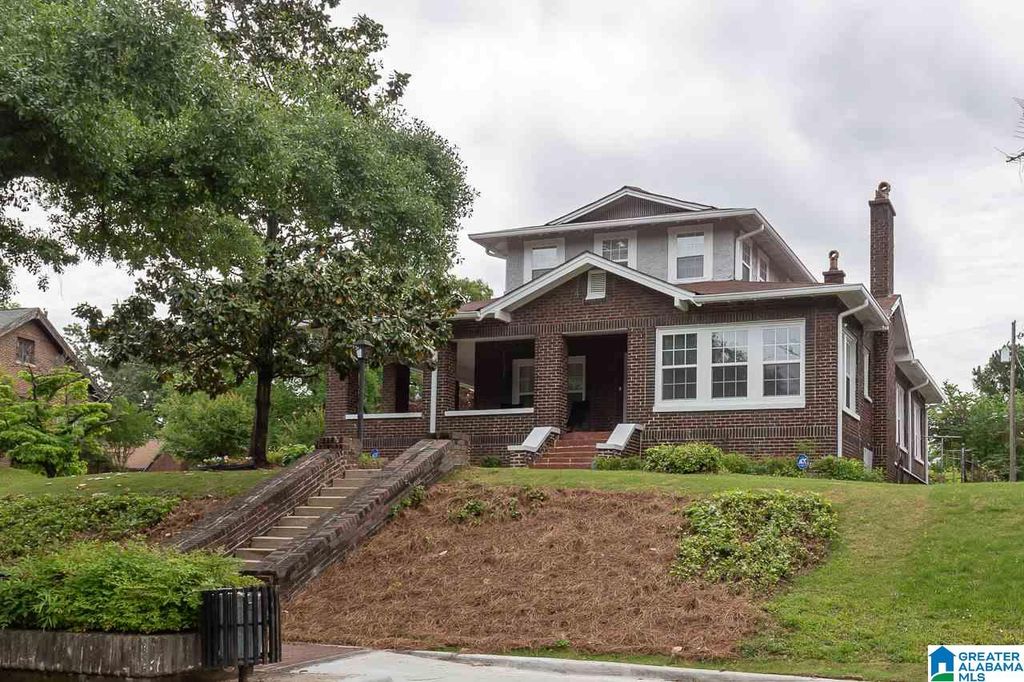 1401 Bush Blvd W, Birmingham, AL 4 Bed, 3 Bath SingleFamily Home