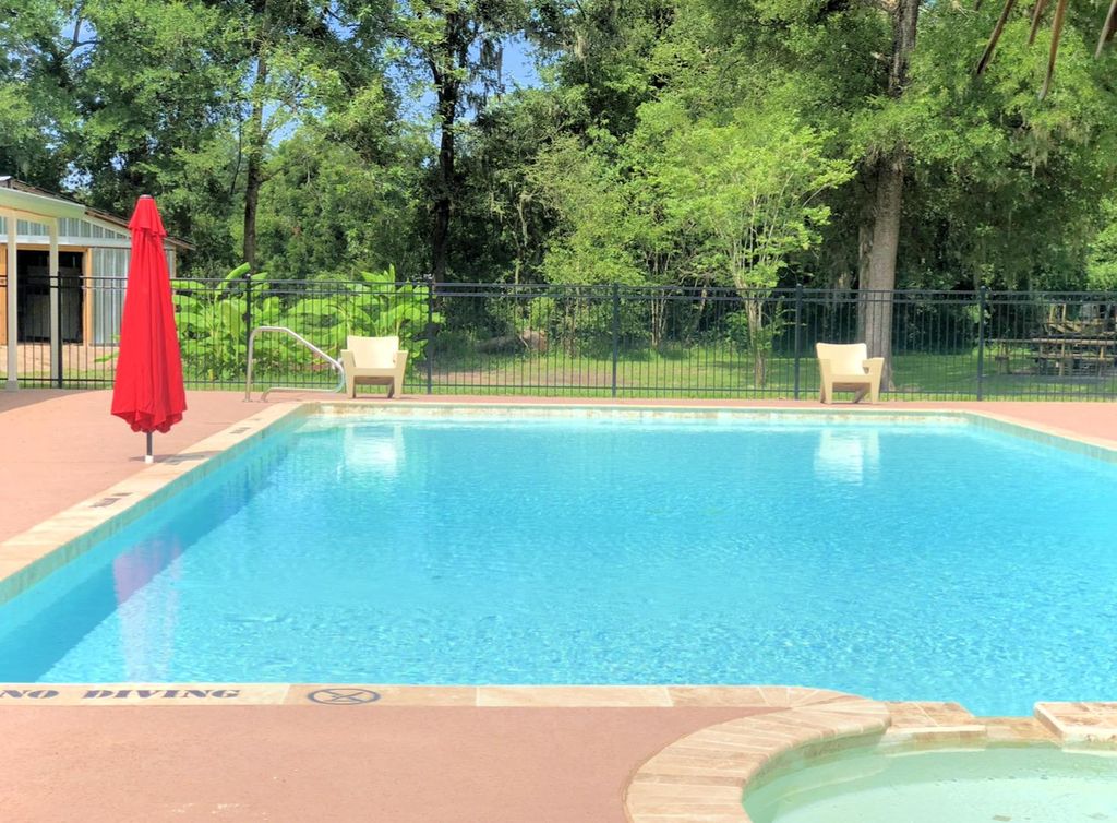 11715 Fm 442 Rd #30, Boling, TX 77420