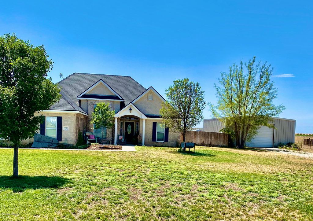 10051 Braden Dr, Canyon, TX 79015
