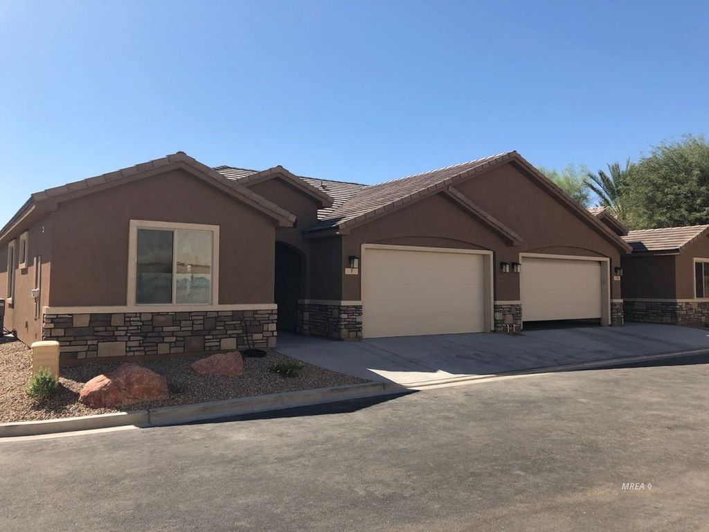 571 Marilyn Pkwy #9, Mesquite, NV 89027