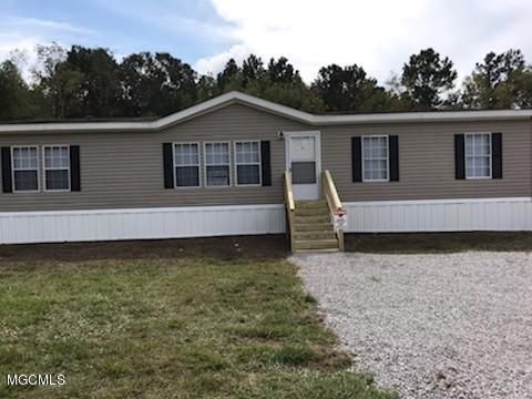 6612 Big Point Rd, Moss Point, MS 39562