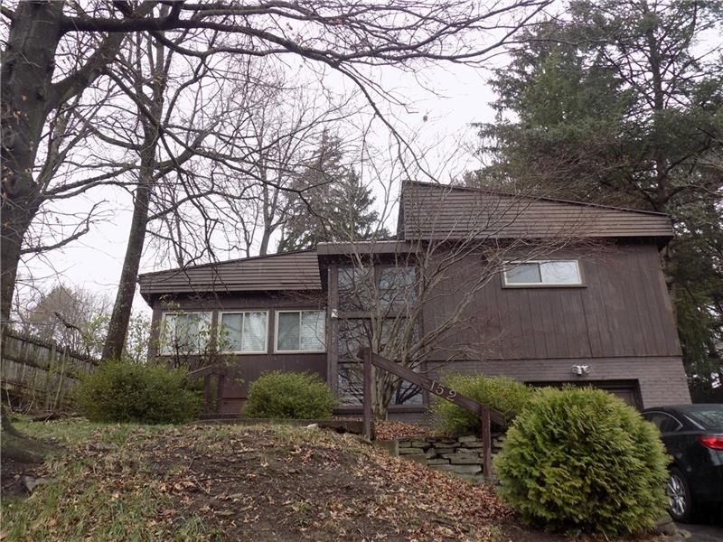152 Glenfield Dr, Pittsburgh, PA 15235