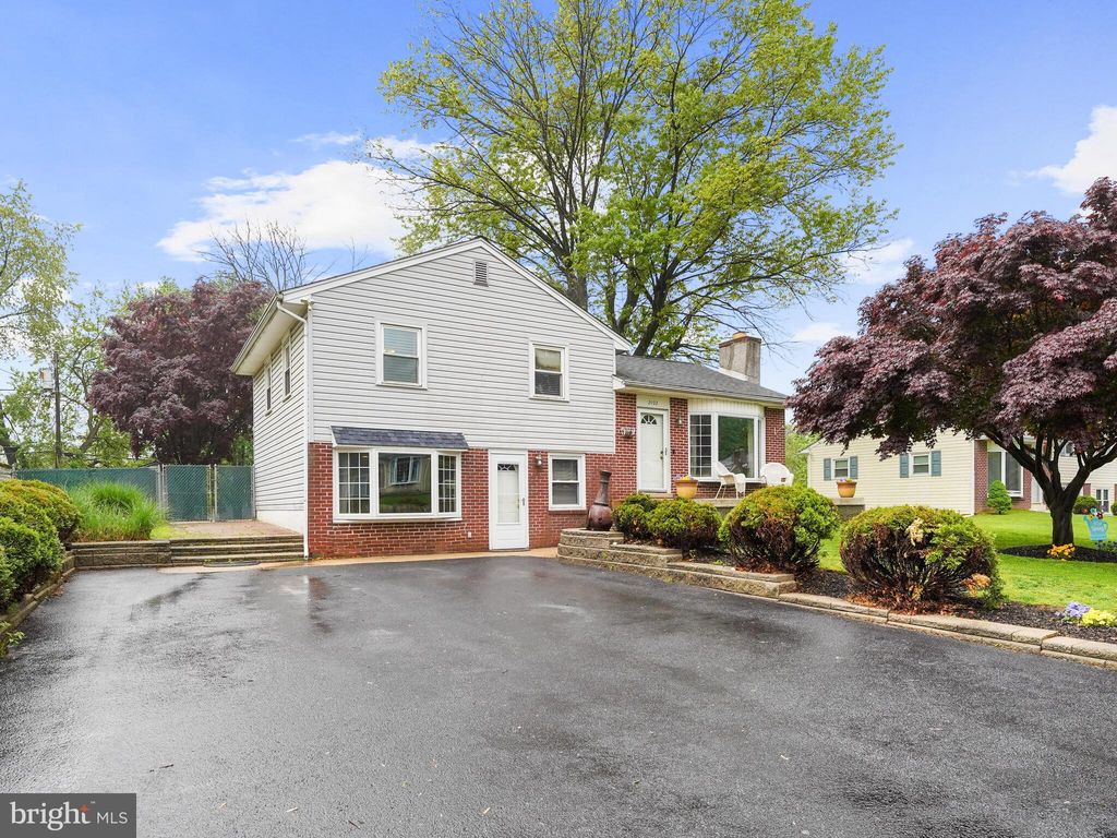 2402 E Helms Mnr, Upper Chichester, PA 19061 Trulia