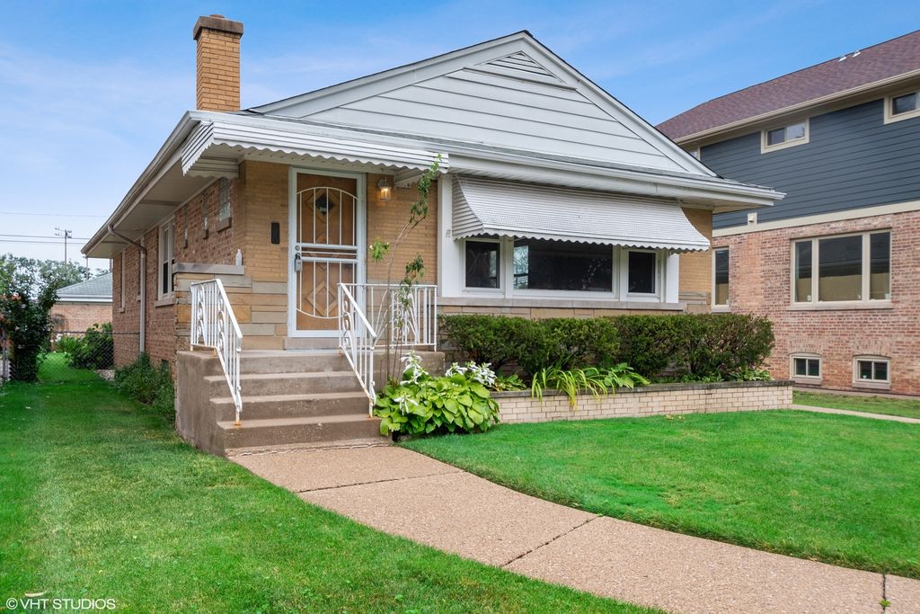 3438 N New England Ave, Chicago, IL 60634