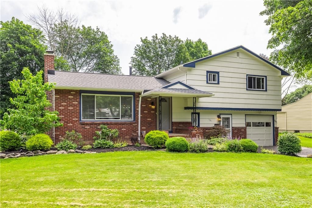 131 Shalimar Dr, Rochester, NY 14618