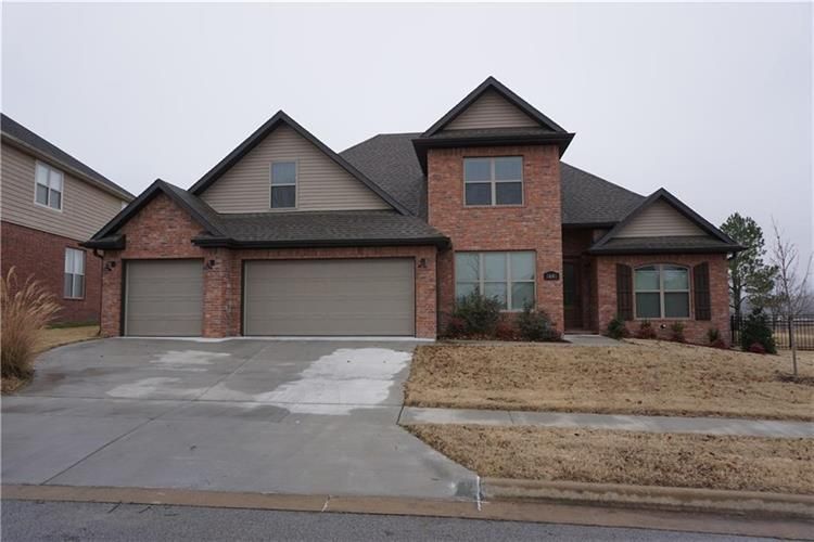 1601 S  Coopers Cv, Fayetteville, AR 72701