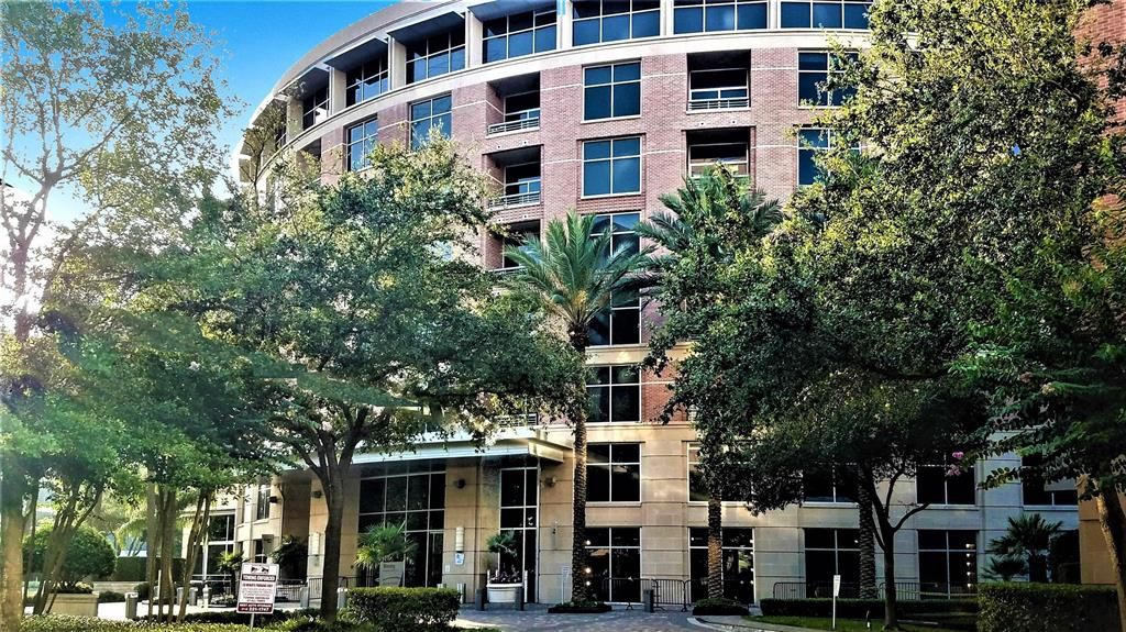 1901 Post Oak Blvd #701, Houston, TX 77056