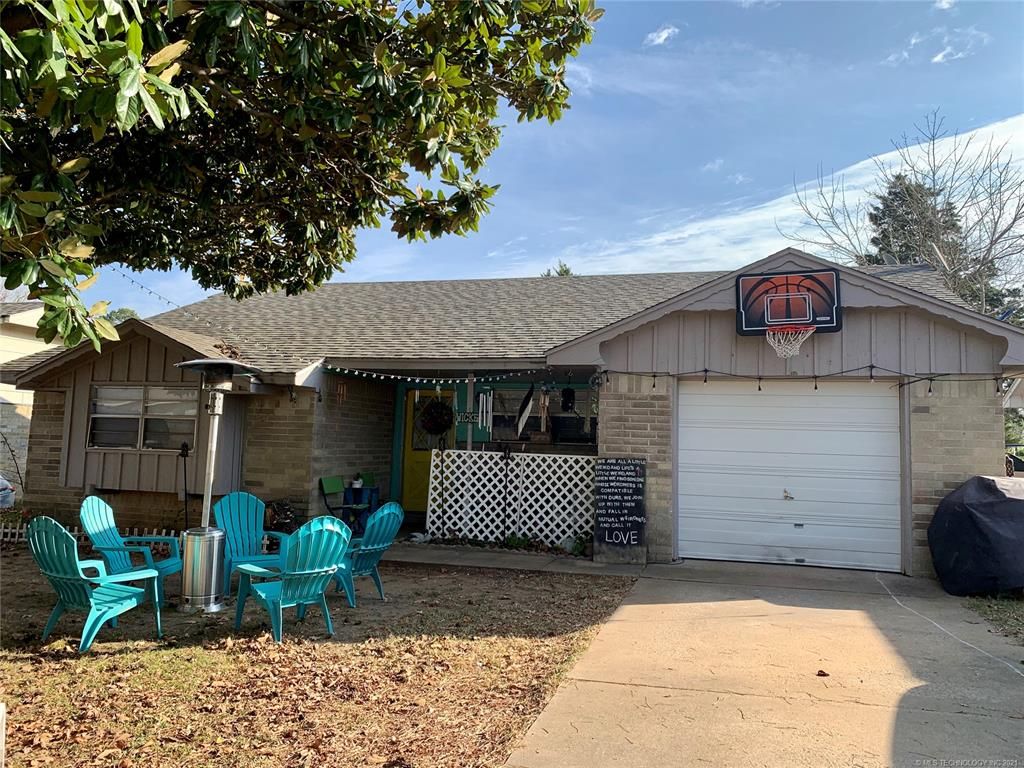 1616 N 10th Ave, Durant, OK 74701