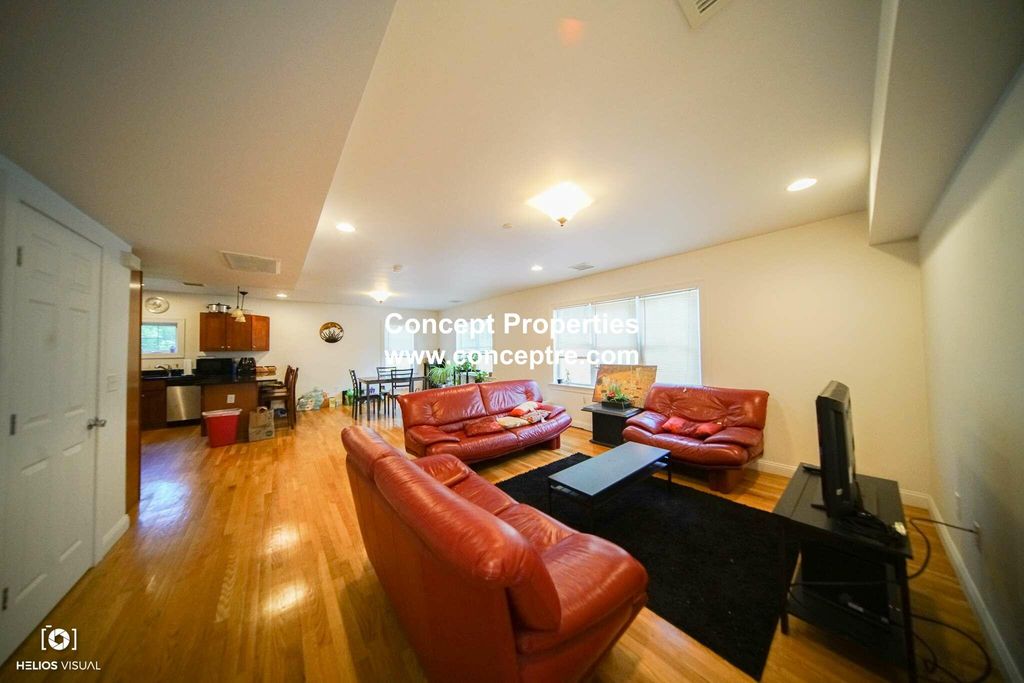 63 Circuit St #63B, Roxbury, MA 02119