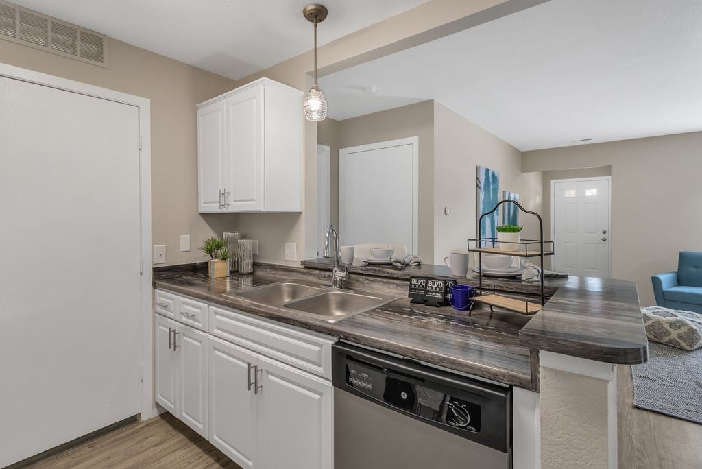 3113 Forest Rd 3127108, Lansing, MI 48910 Trulia