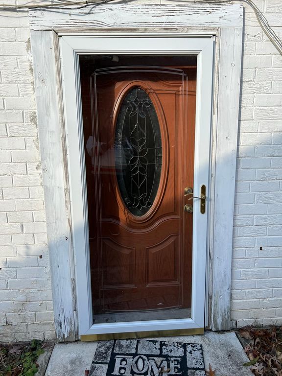 7908 Legation Rd, Hyattsville, MD 20784
