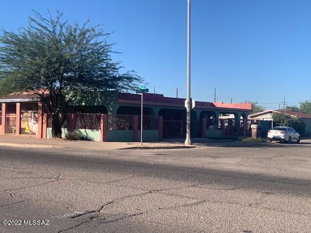 2502 S  Park Ave, Tucson, AZ 85713