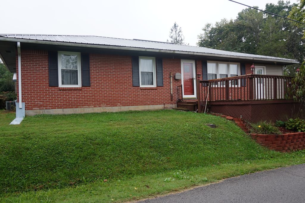 203 Elm St, Greensburg, KY 42743 Trulia