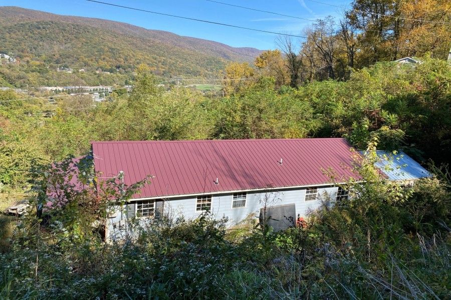 1235 Wolf St, Narrows, VA 24124 Trulia