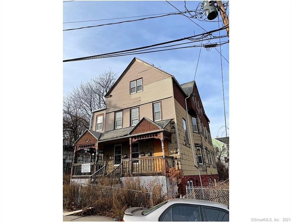 13 Poplar Pl, Waterbury, CT 06708