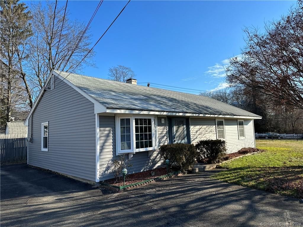 30 Corn Tassel Rd, Bridgeport, CT 06606 MLS 170617299 Trulia