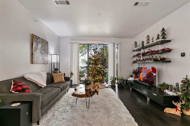 4605 Cedar Springs Rd #227, Dallas, TX 75219