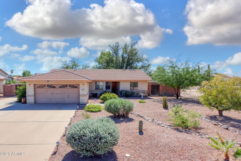 15210 S Country Club Way, Arizona City, AZ 85123