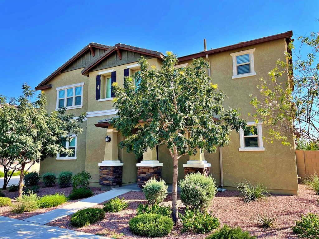195 E Bluejay Dr, Chandler, AZ 85286