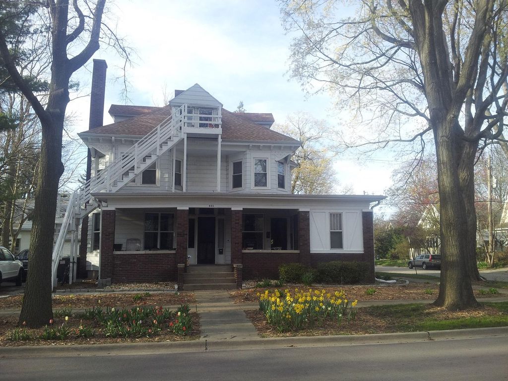 502 W Illinois St #4, Urbana, IL 61801