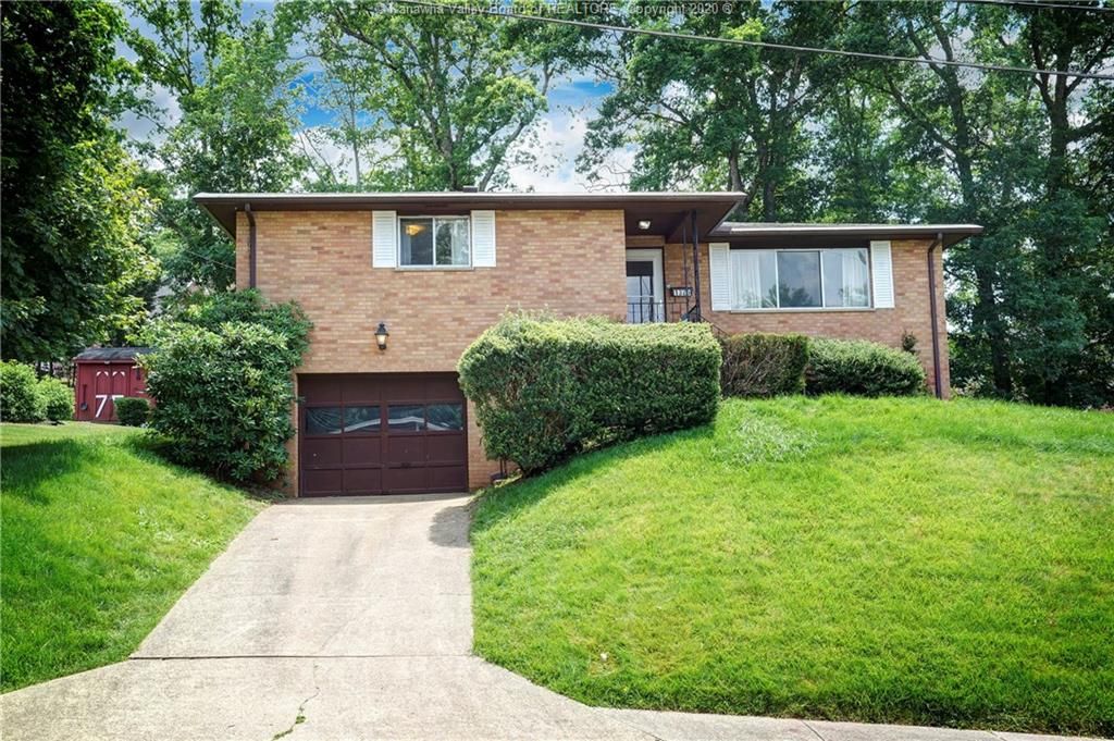 1325 Village Dr, South Charleston, WV 25309 Trulia