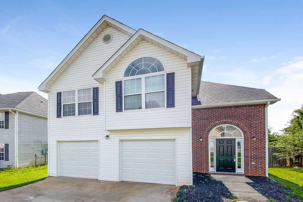 11772 Registry Blvd, Hampton, GA 30228