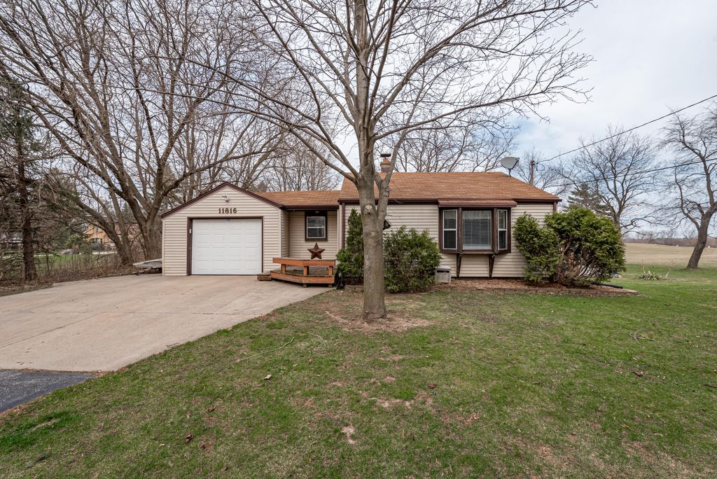 11816 W Saint Martins Rd, Franklin, WI 53132 Trulia