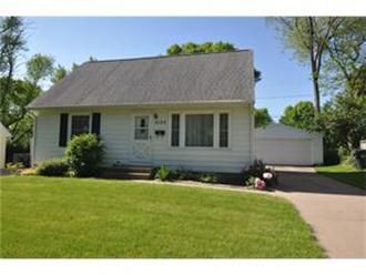 5125 Gordon Ave NW, Cedar Rapids, IA 52405