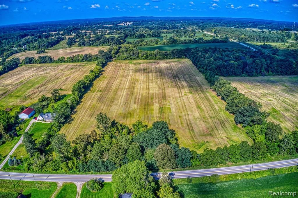 72611 Fisher Rd, Romeo, MI 48065 MLS 20230069405 Trulia