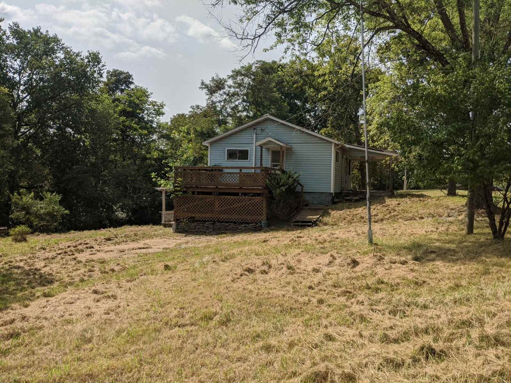 445 Elk Lake Resort Rd 125126, Owenton, KY 2 Bed, 2 Bath Single